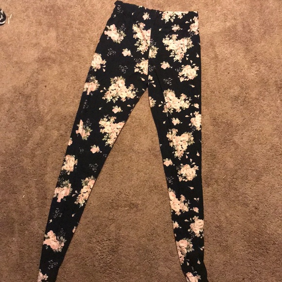 LEGGINGS - Picture 2 of 2